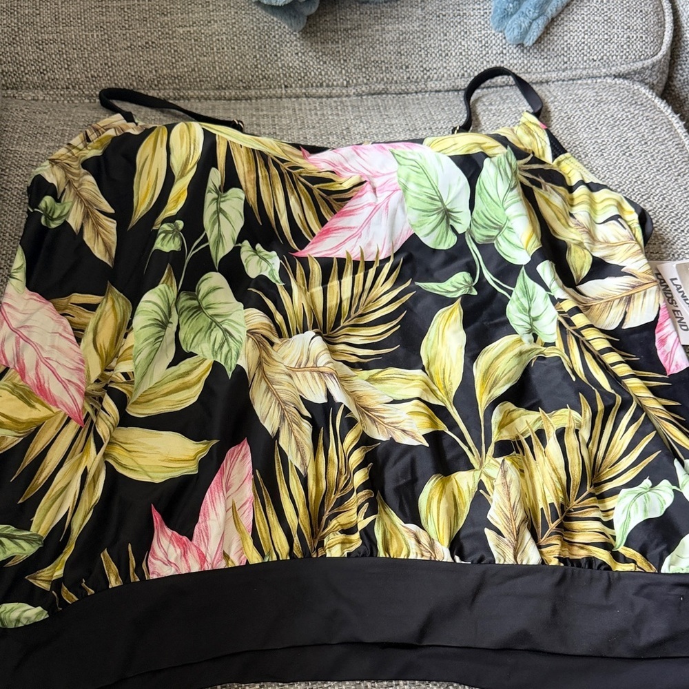Lands' End Women’s  Blouson Tankini Top Black Tropical Leaf Swim Top Size 16